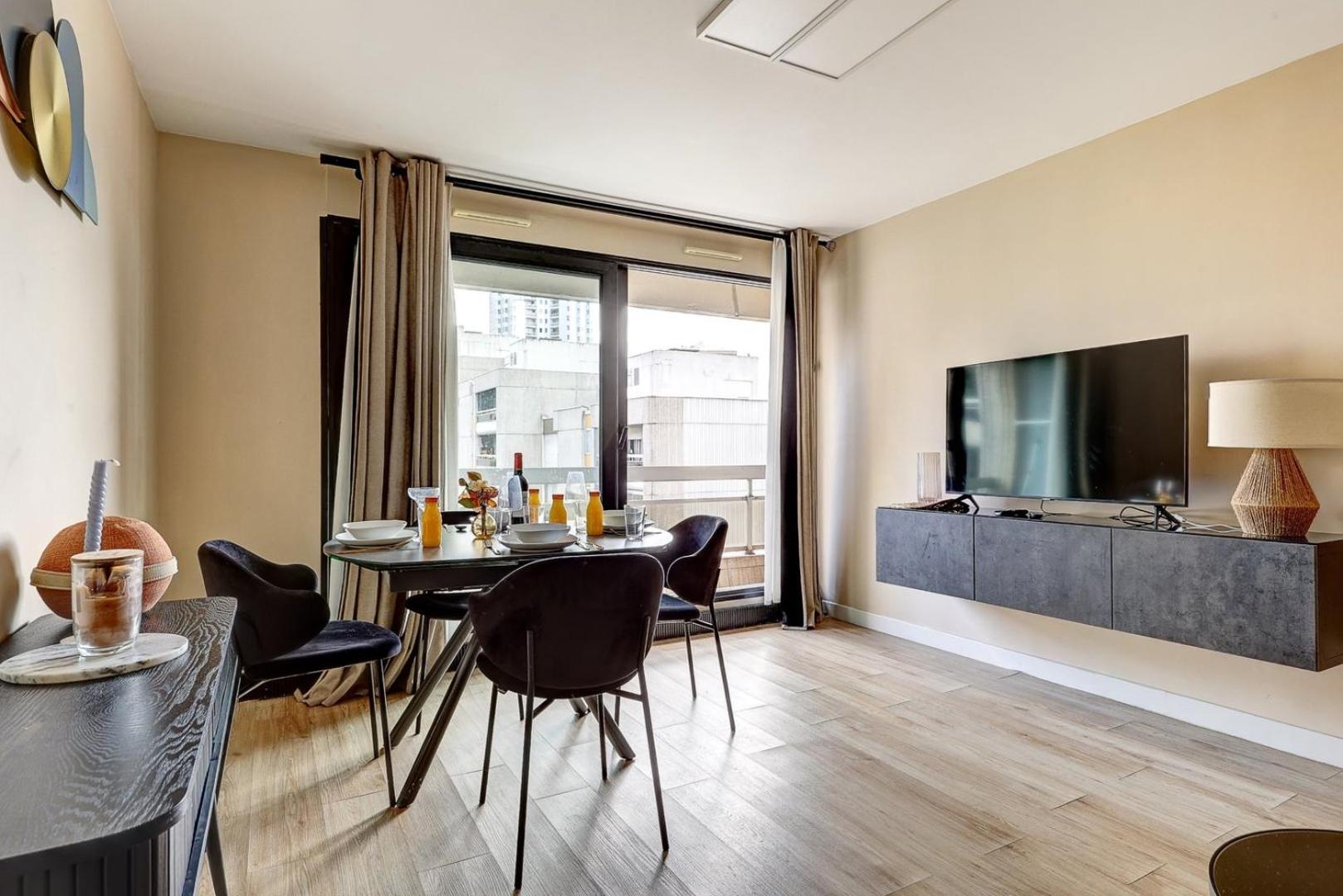 5020 Curial - Chic 19th Parijs