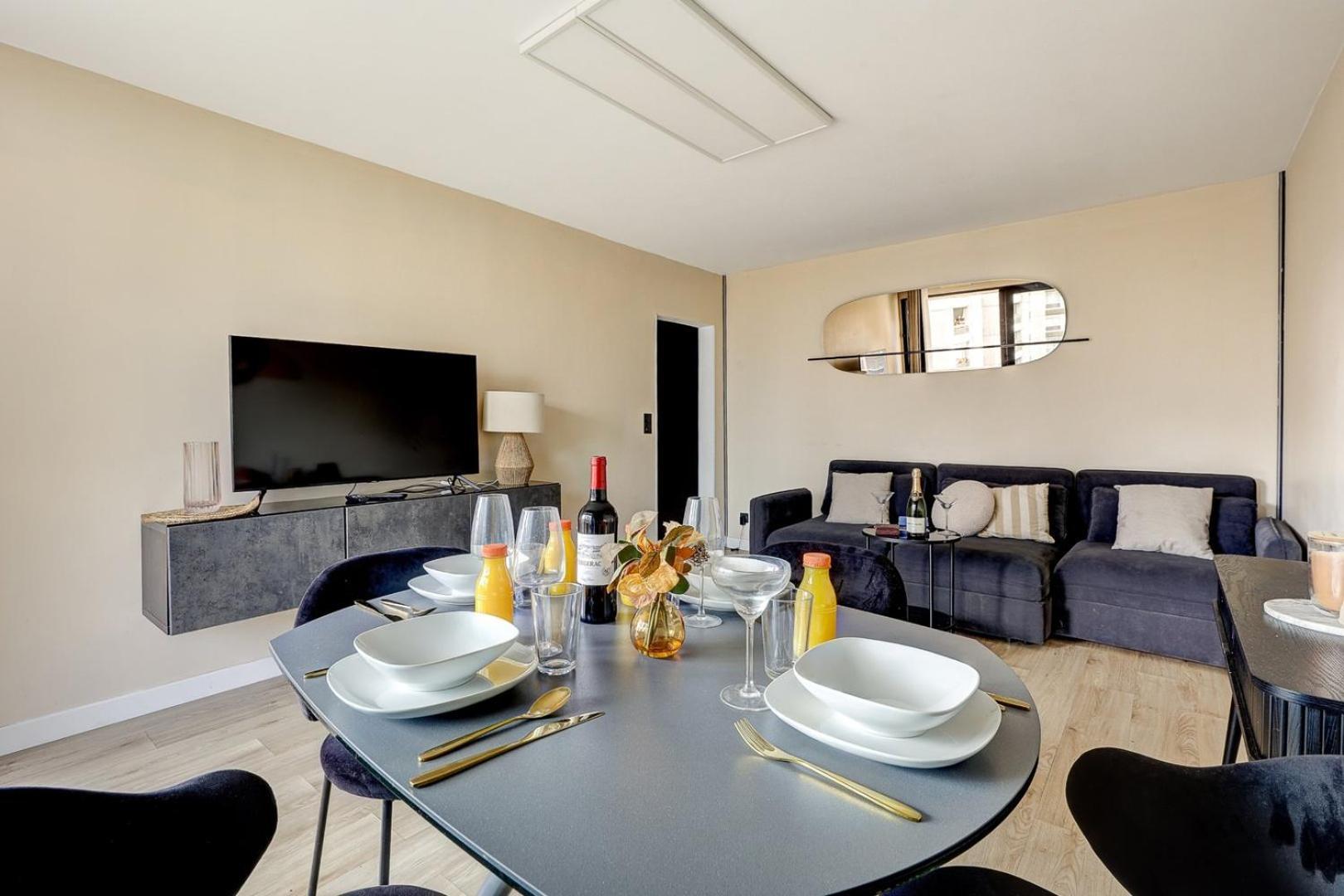 5020 Curial - Chic 19th Appartement